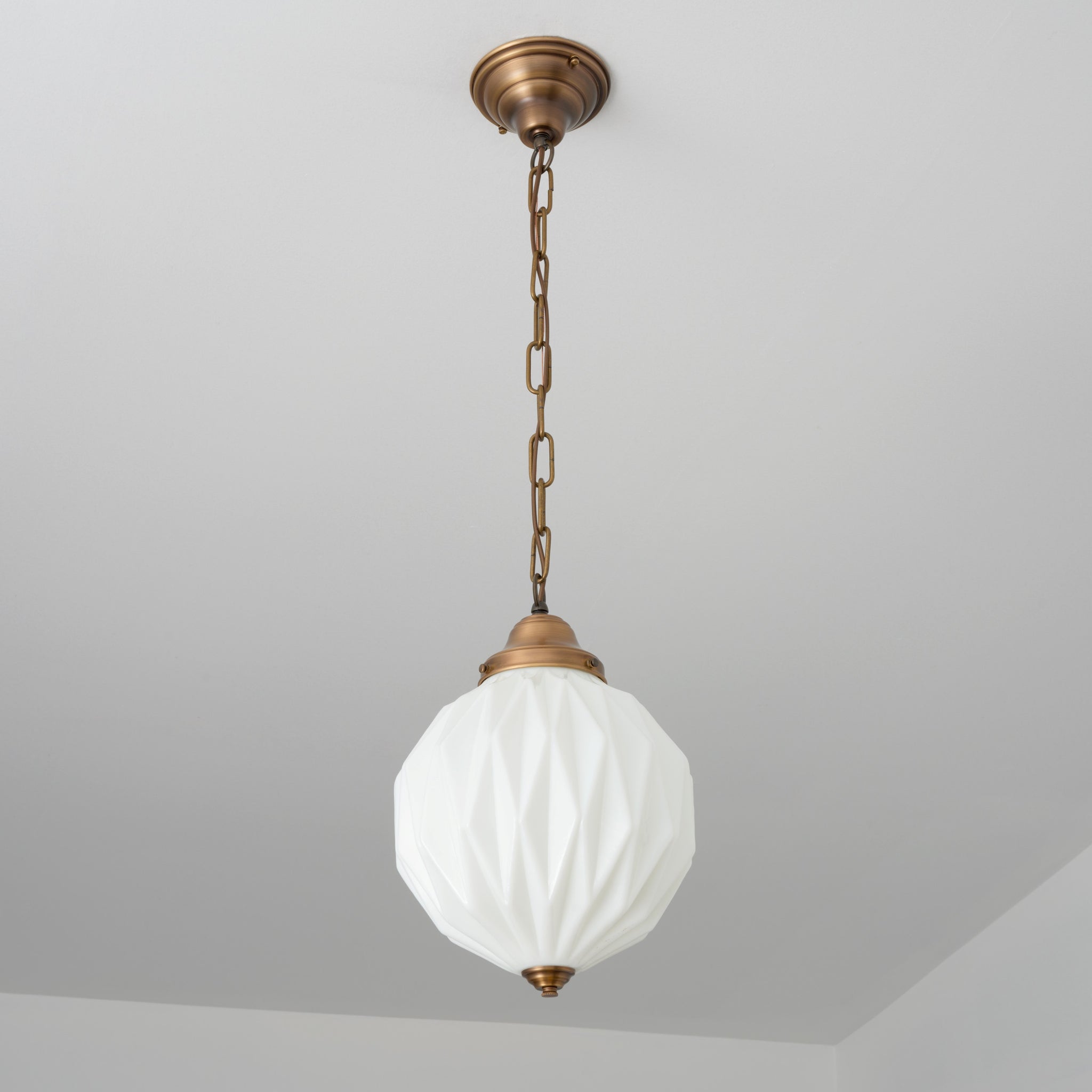 OldeBrick73_2048x.jpg?v=1669670095